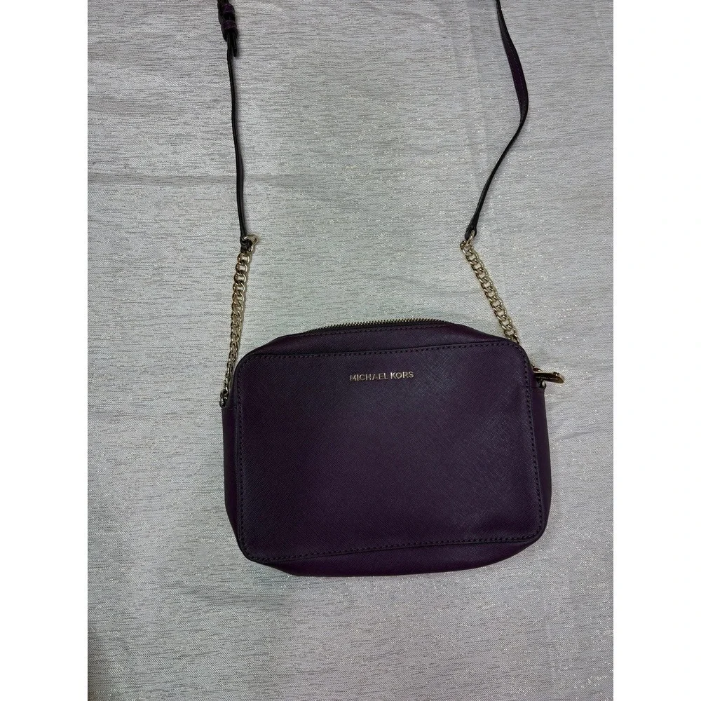 Michael Kors Purple Jet Set Travel crossbody